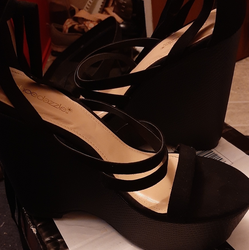 ShoeDazzle- Lace up heels